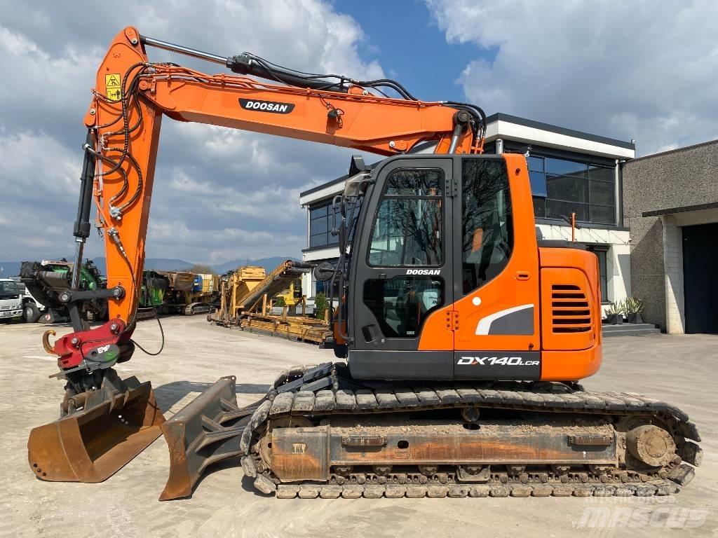 Doosan DX 140 LCR-5 Paletli ekskavatörler