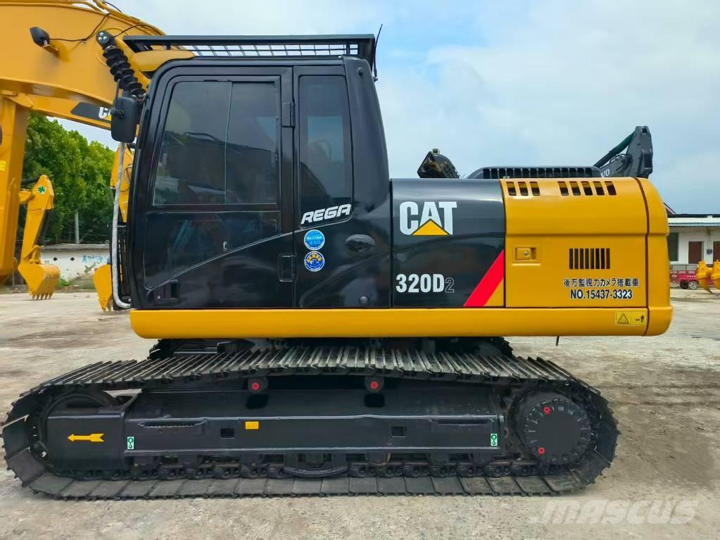 CAT 320 D Paletli ekskavatörler