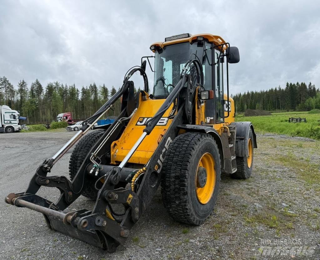 JCB 412 S Tekerlekli yükleyiciler