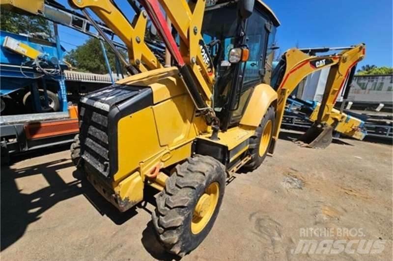 CAT 426F2 TLB Kazıcı yükleyiciler - beko loder