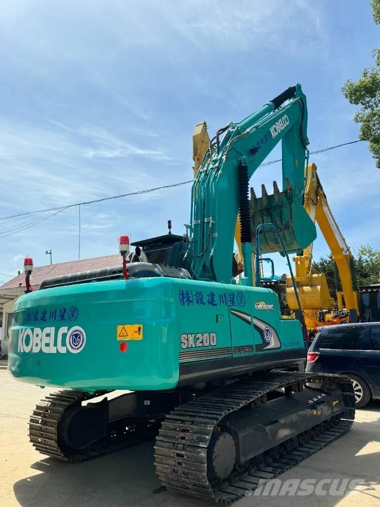 Kobelco SK 200 Paletli ekskavatörler