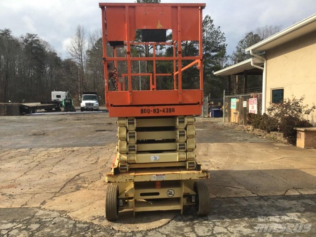JLG 3248RS Makasli platformlar