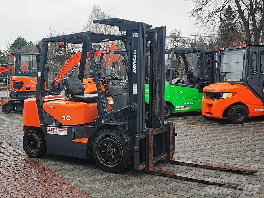 Doosan D30G Dizel forkliftler