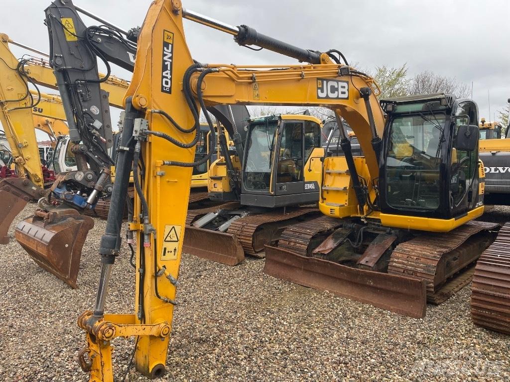 JCB JZ140LC Paletli ekskavatörler