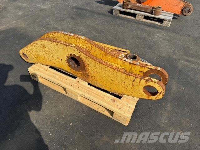 Komatsu BUCKET LINK Kovalar