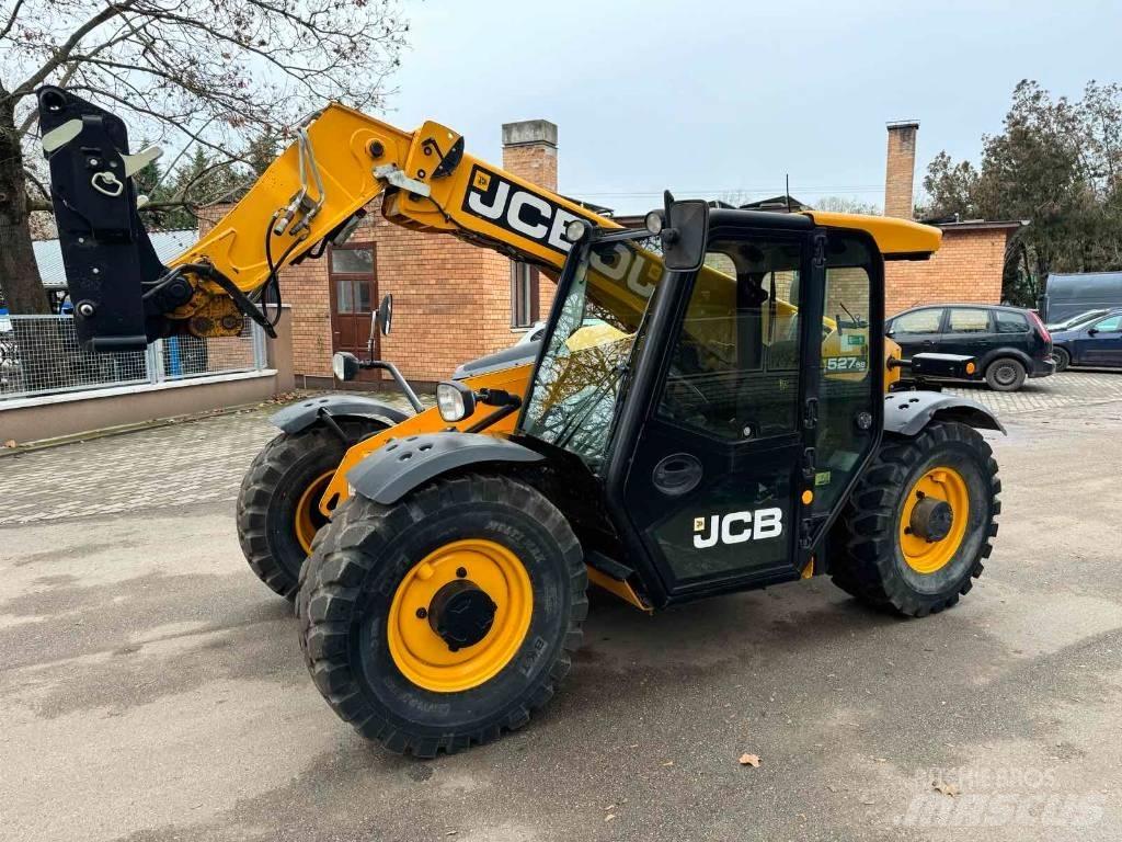 JCB 527-58 Tarimsal teleskopik yükleyiciler