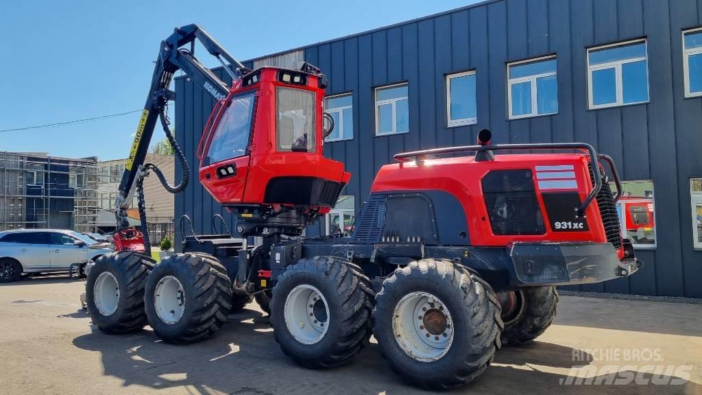 Komatsu 931 XC Biçerdöverler