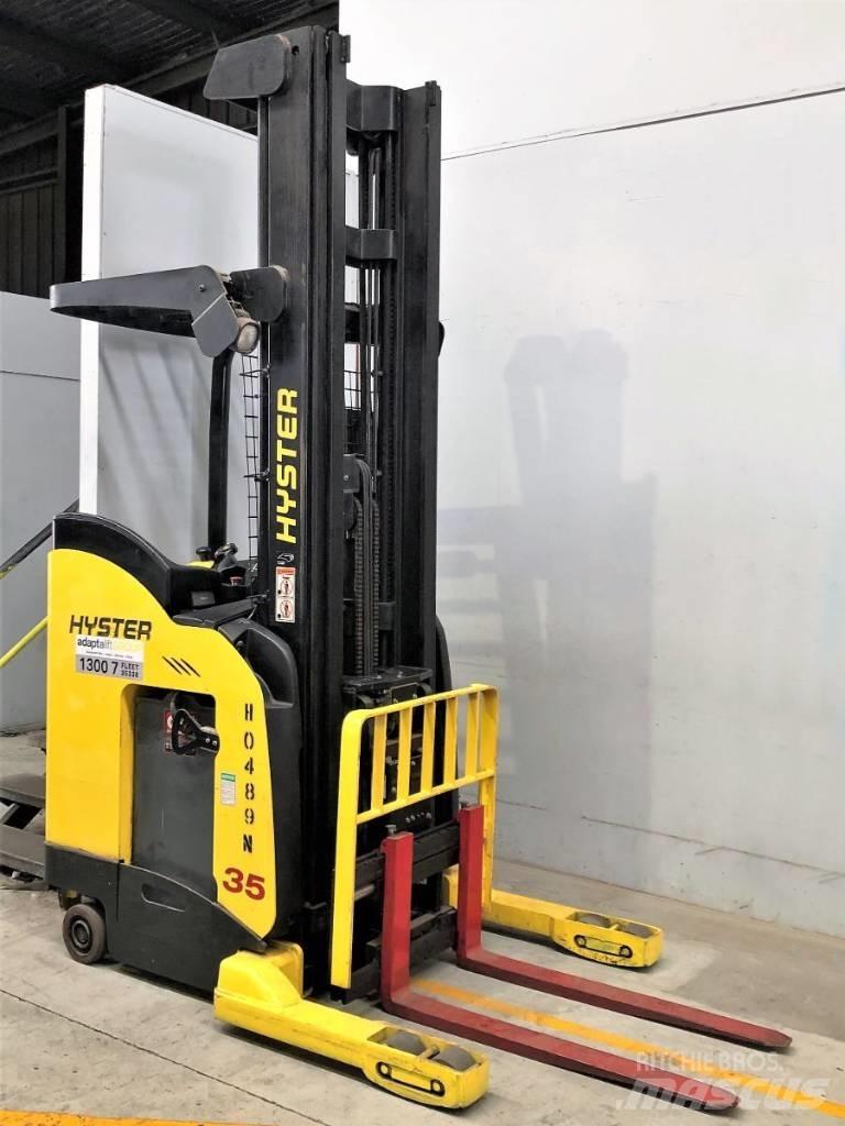 Hyster N35ZR Reach truck - depo içi istif araçları