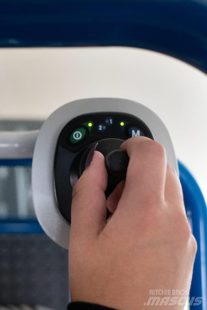Ixolift  500 - DEMO Kompakt kendinden tahrikli personel platformları
