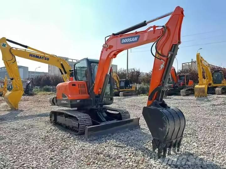 Doosan DX60-9C Paletli ekskavatörler