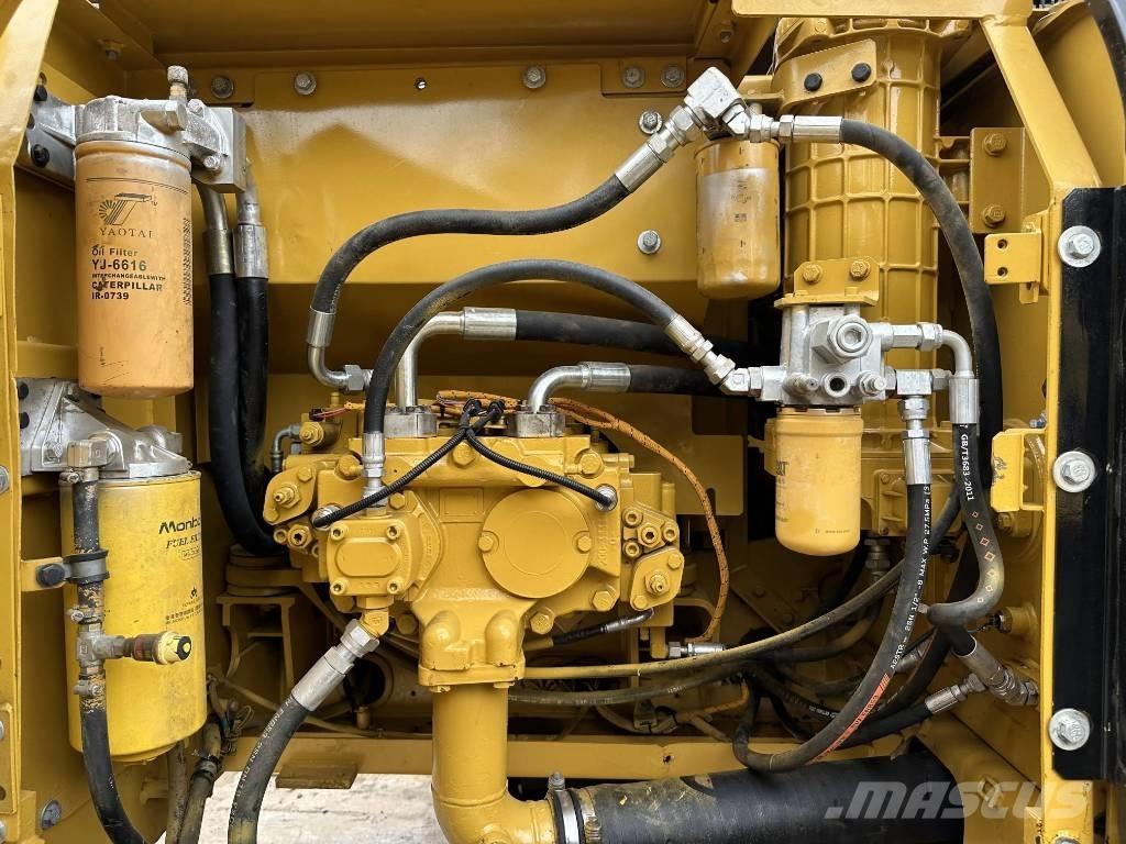 CAT 320D Paletli ekskavatörler