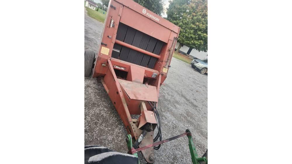 Hesston 540 Rulo balya makinalari