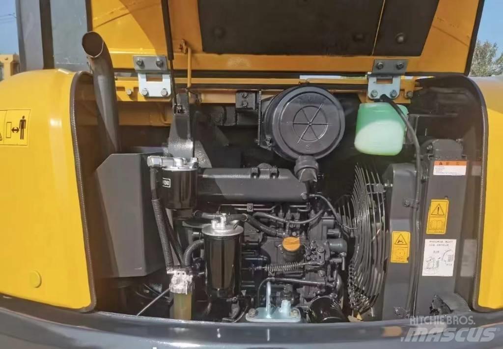 Komatsu PC 56 Mini ekskavatörler, 7 tona dek