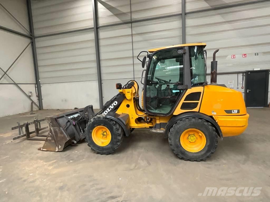 Volvo L 25 F Tekerlekli yükleyiciler