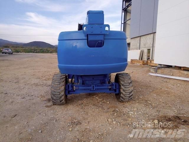 JLG 660 Teleskopik personel platformları