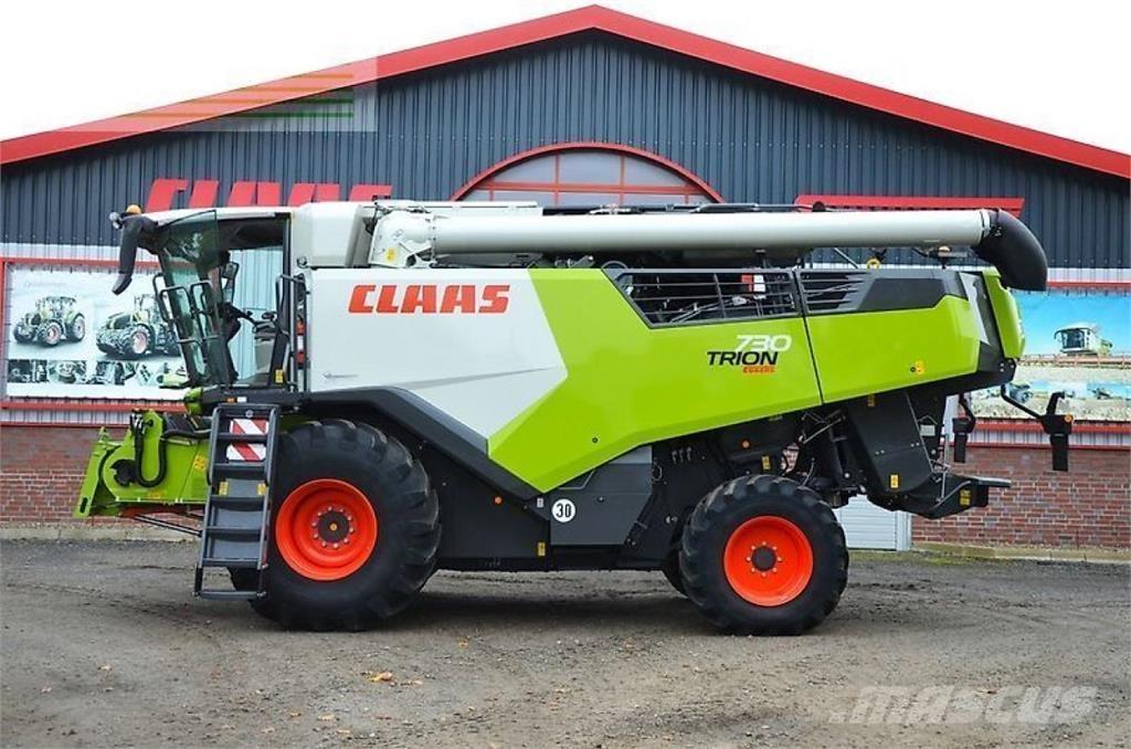 CLAAS trion 730 Biçerdöverler
