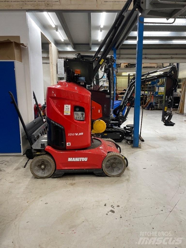 Manitou 100 VJR Personel Platformları ve Cephe Asansörleri