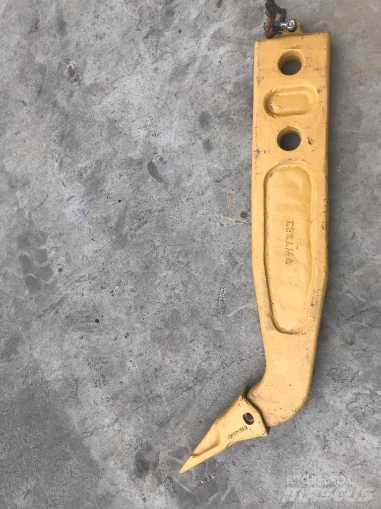 Komatsu D65 Shank Kaziyici