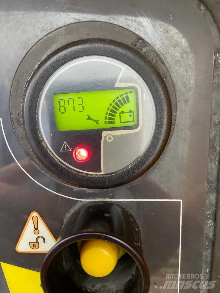 JLG E 600 JP Teleskopik personel platformları