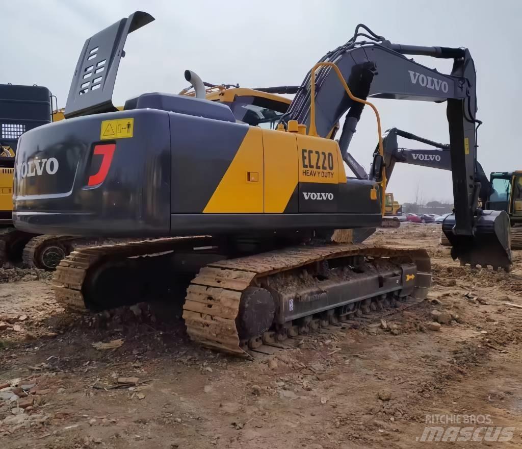 Volvo EC 220 Paletli ekskavatörler