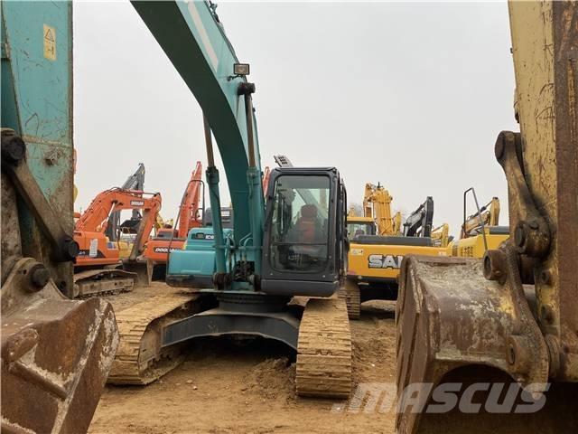 Kobelco SK 210 Paletli ekskavatörler