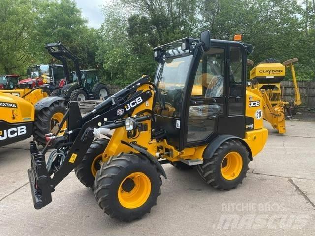 JCB 403 PLUS Tarimsal teleskopik yükleyiciler