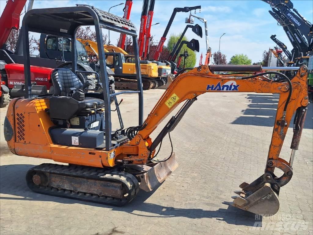 Hanix H15B-2 Mini ekskavatörler, 7 tona dek
