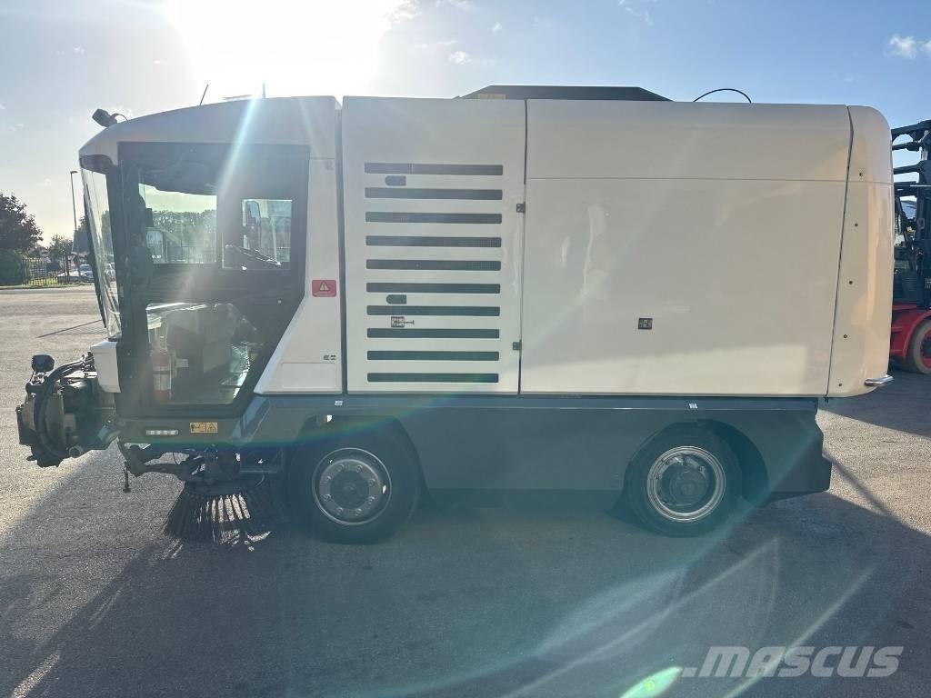 Ravo 540 STH Cadde süpürücüler