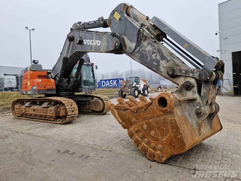 Volvo EC 750 EL Paletli ekskavatörler
