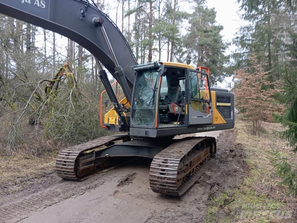 Volvo EC 300 E Paletli ekskavatörler