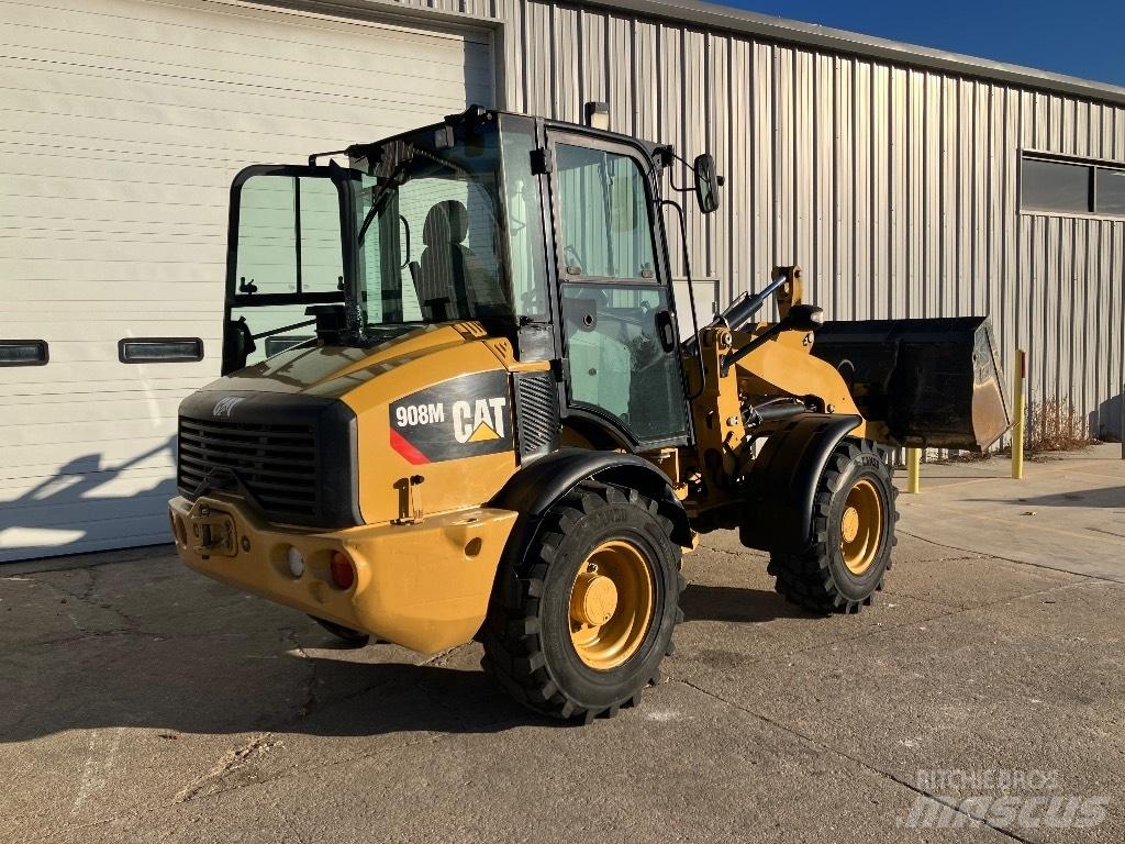 CAT 908m Tekerlekli yükleyiciler
