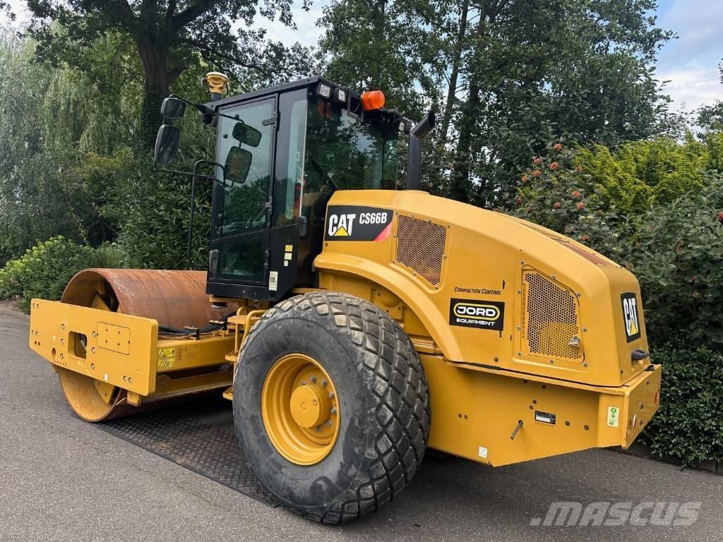CAT CS 66 B Tek tamburlu silindirler