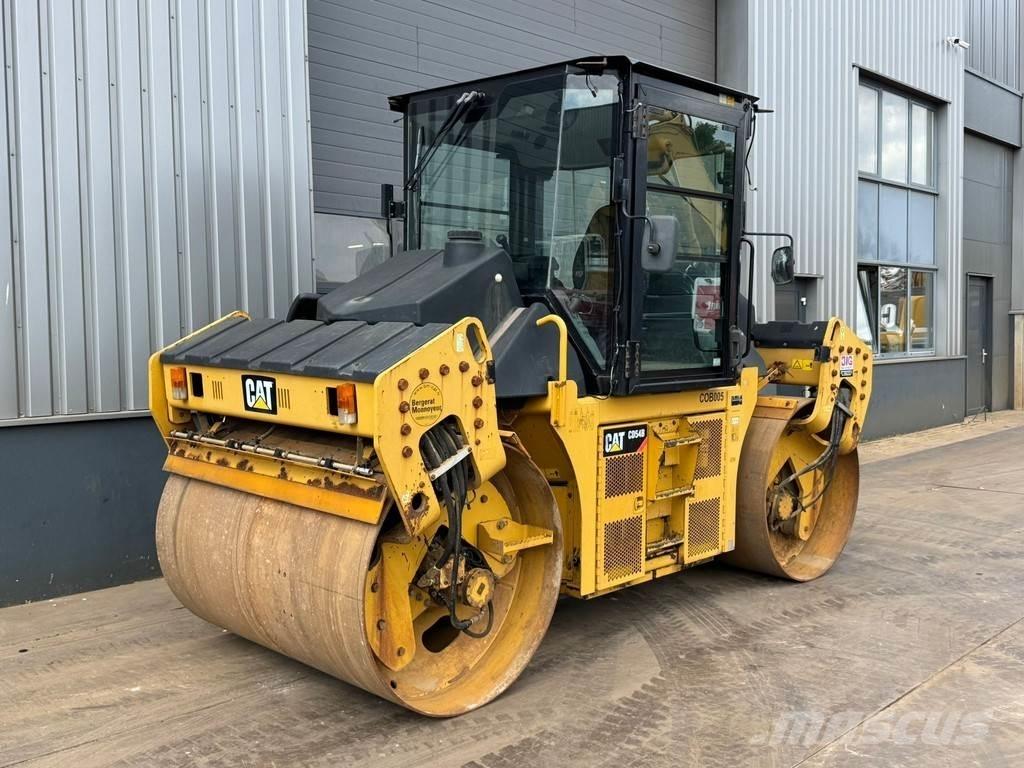 CAT CD54B Çift tamburlu silindirler