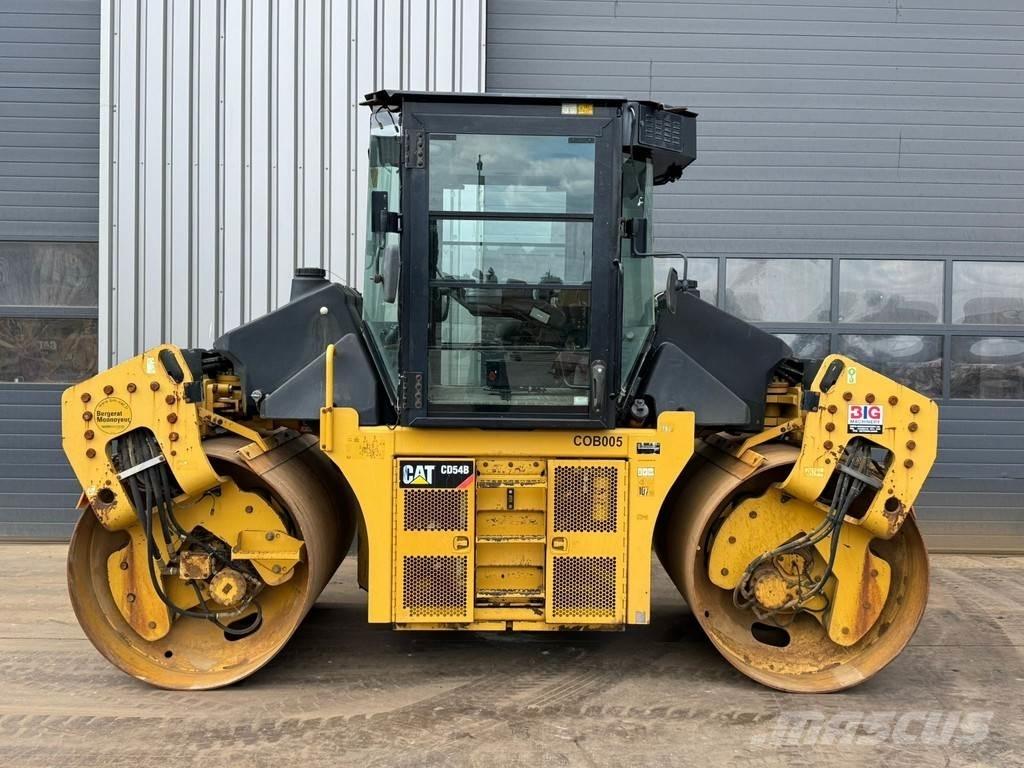 CAT CD54B Çift tamburlu silindirler