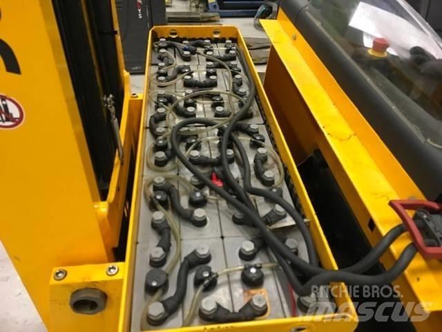 Jungheinrich ETV 214 Reach truck - depo içi istif araçları