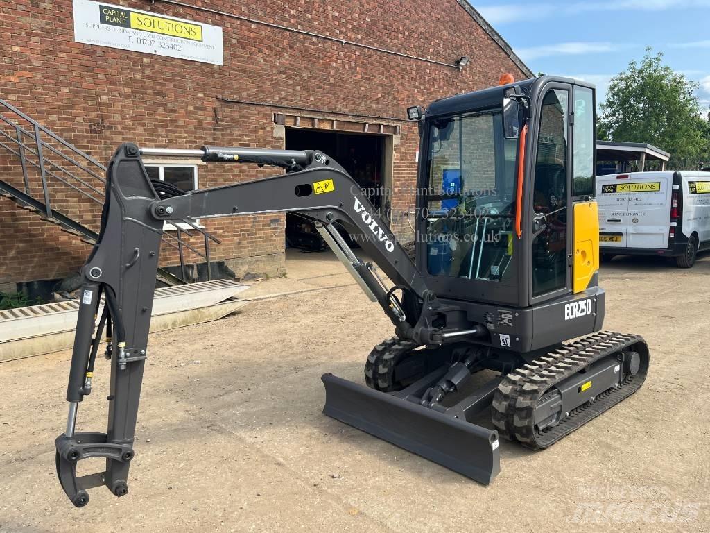 Volvo ECR 25 D Mini ekskavatörler, 7 tona dek