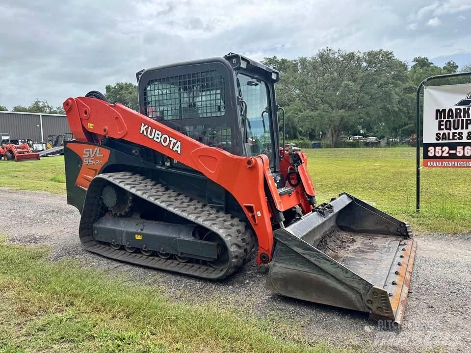 Kubota SVL 95-2 S Skid steer loderler