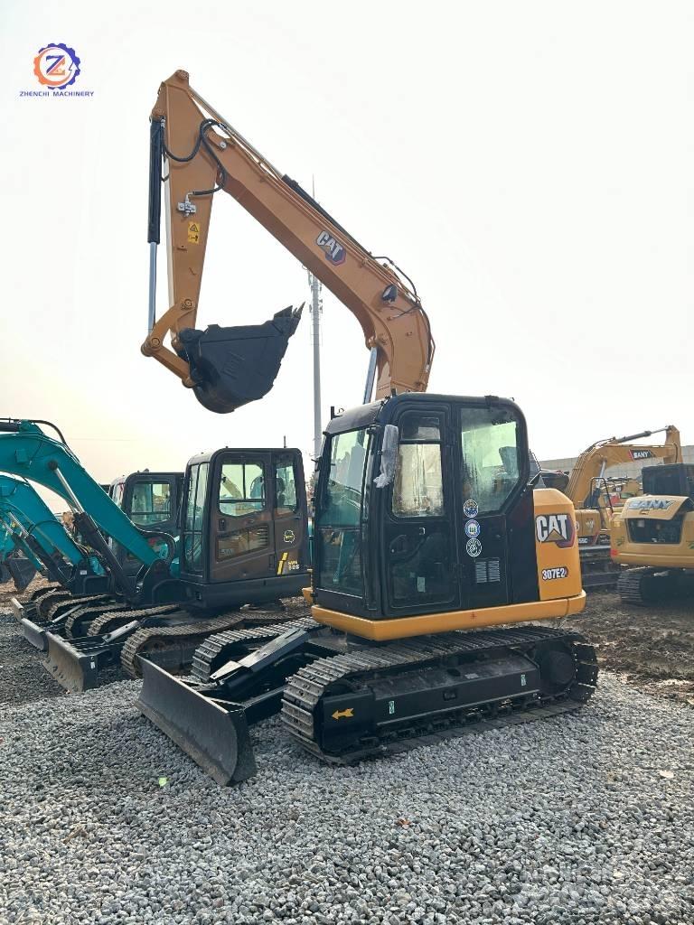 CAT 307 E2 Mini ekskavatörler, 7 tona dek