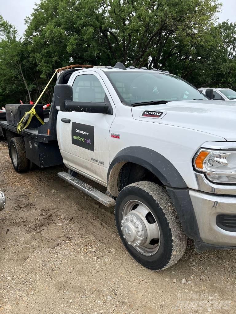 RAM 5500 Flatbed kamyonlar