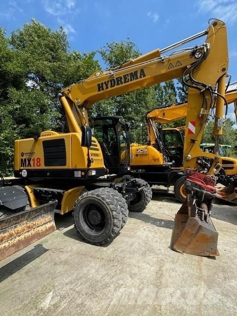 Hydrema MX18T4 Lastik tekerli ekskavatörler