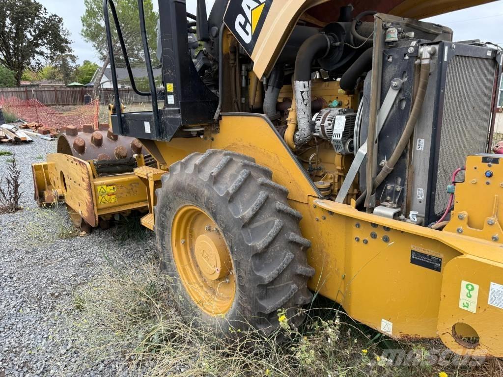 CAT CP 44 Tek tamburlu silindirler