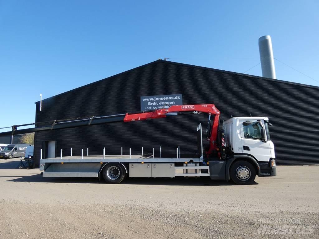 Scania P 220 Araç üzeri vinçler