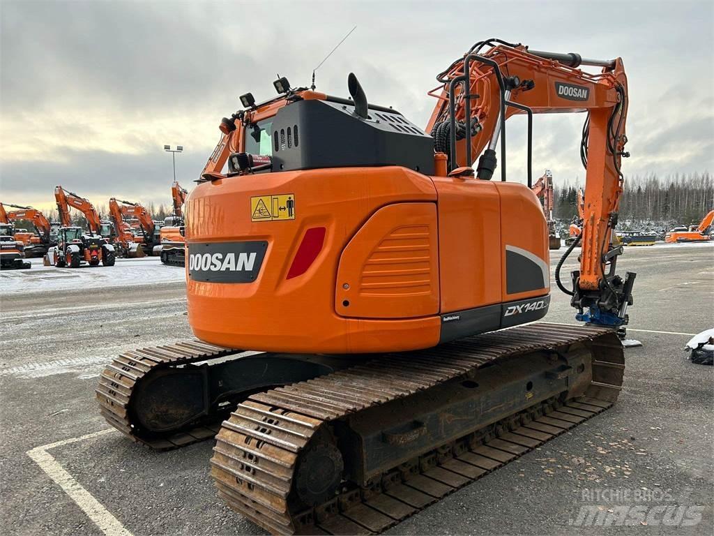 Doosan DX140LCR-5 Paletli ekskavatörler