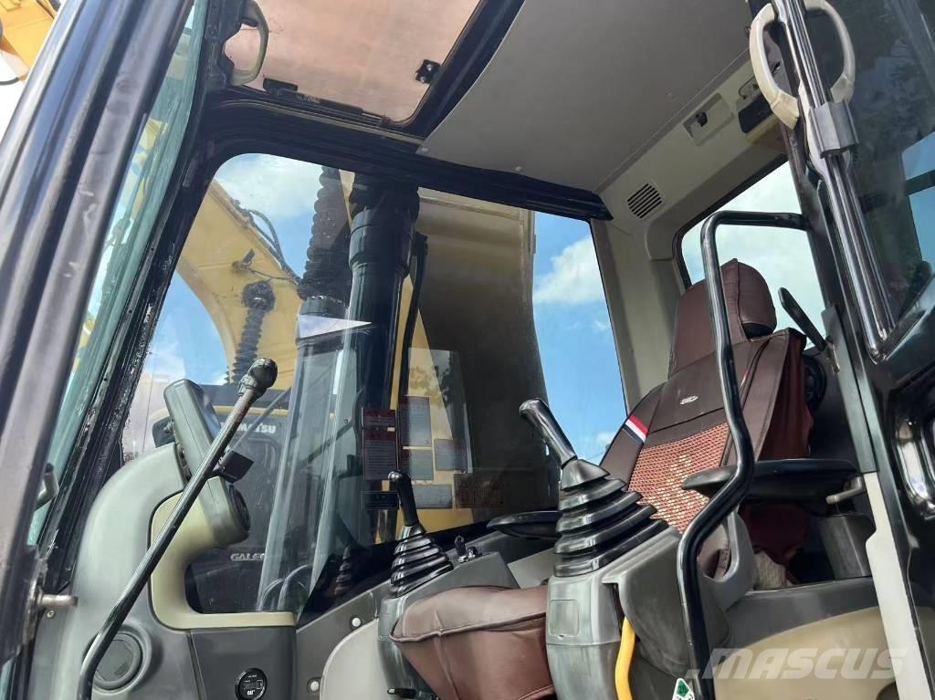 CAT 323DL Paletli ekskavatörler