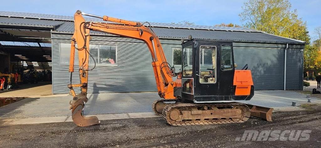 Takeuchi TB 068 Mini ekskavatörler, 7 tona dek