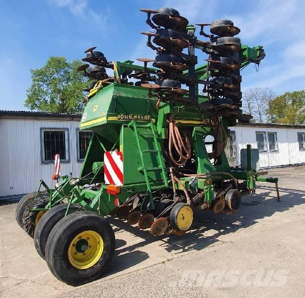 John Deere 750 A Diger tarim makinalari