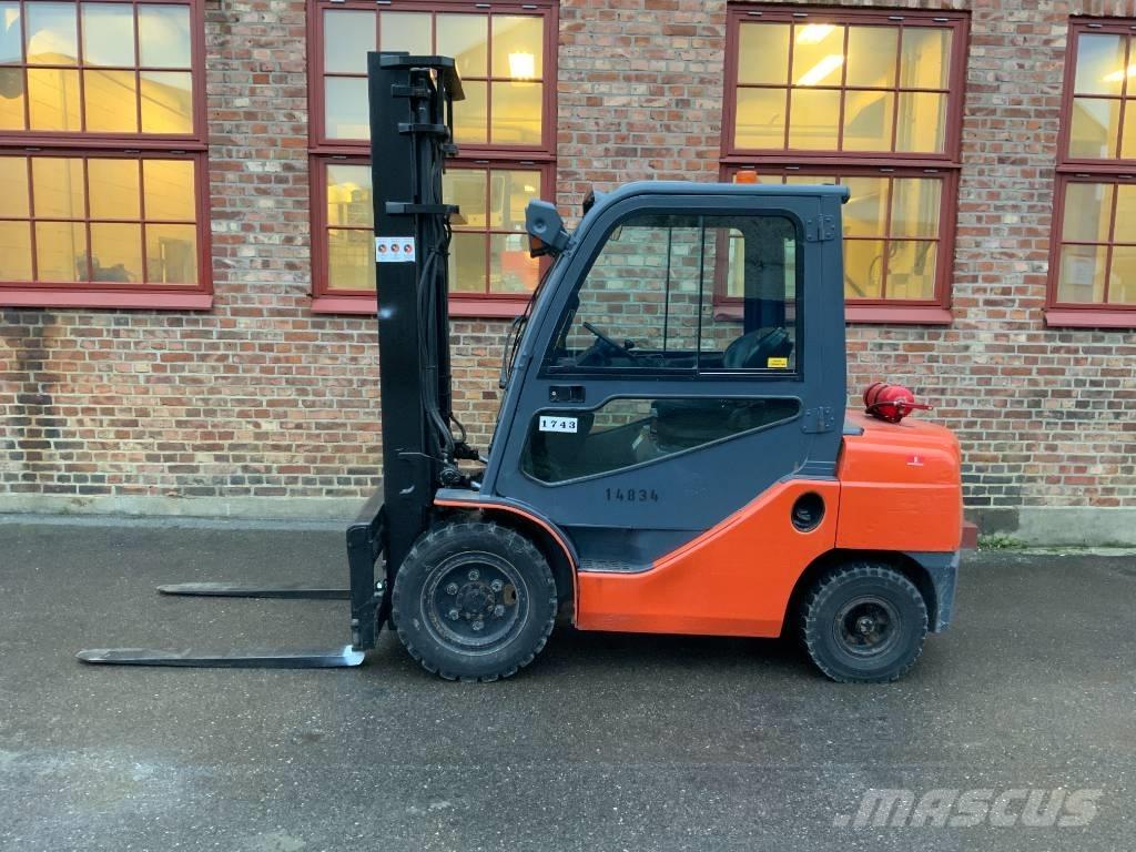 Toyota 02-8 FD F 30 Dizel forkliftler