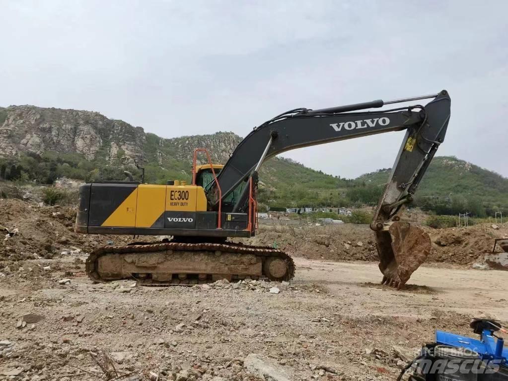 Volvo EC 300 Paletli ekskavatörler