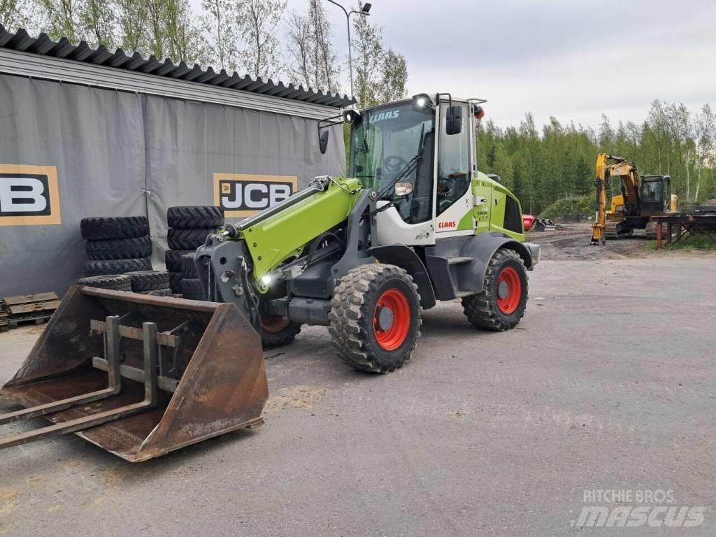CLAAS 738T Teleskopik tekerlekli yükleyiciler