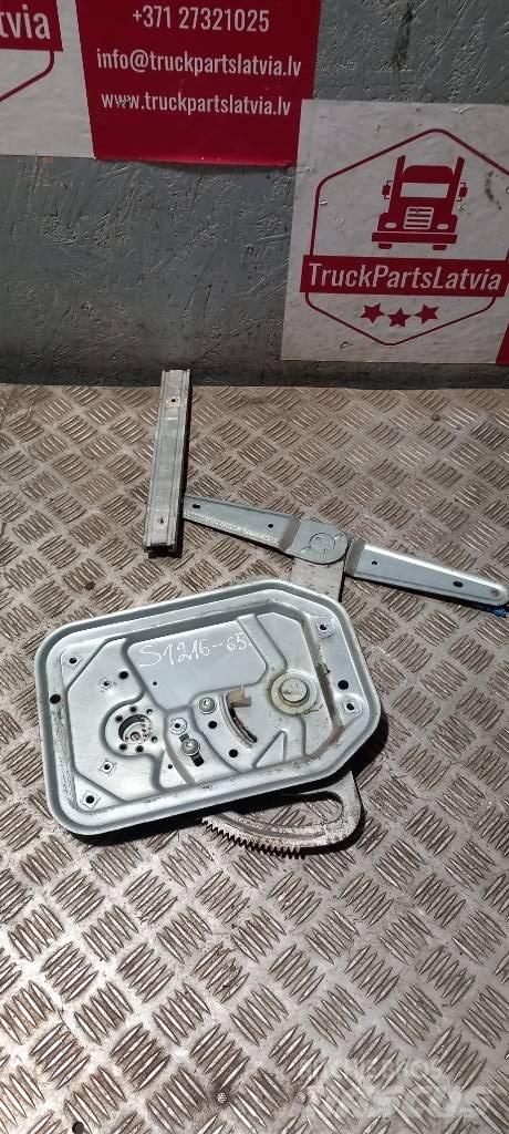 Scania R 440    2572349 Kabinler